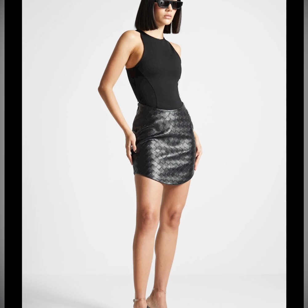 Brand new Manière De Voir woven leather skirt